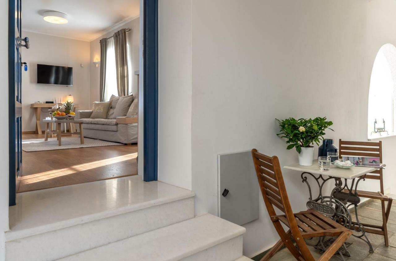 Porto Vecchio Luxury Suites Spétses Exterior foto